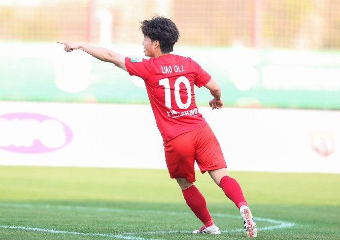 上海海港富盛經(jīng)開隊(duì)2：1戰(zhàn)勝對(duì)手，取得2025中乙聯(lián)賽開門紅