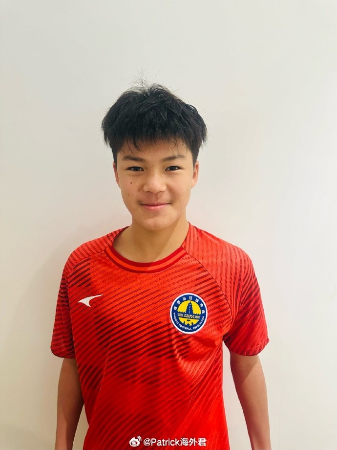 博主：劉凱源本賽季西班牙加泰U16優(yōu)選聯(lián)賽首發(fā)18次，已打入9球