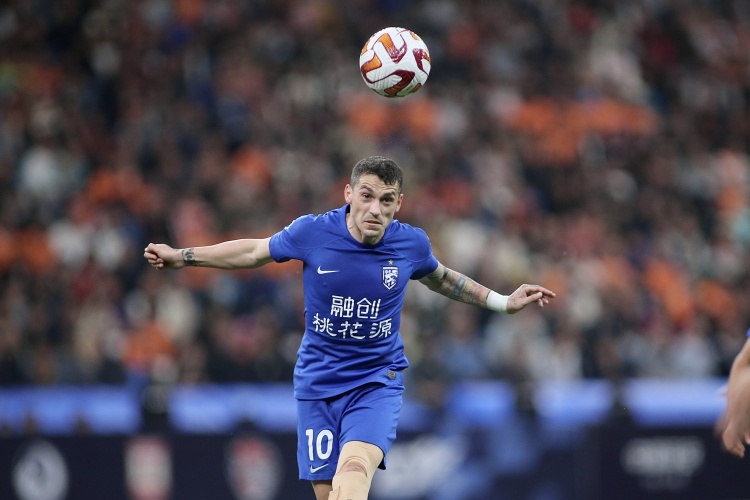 斯基拉：中超舊將斯坦丘接近免簽加盟熱那亞，合同期限到2027年