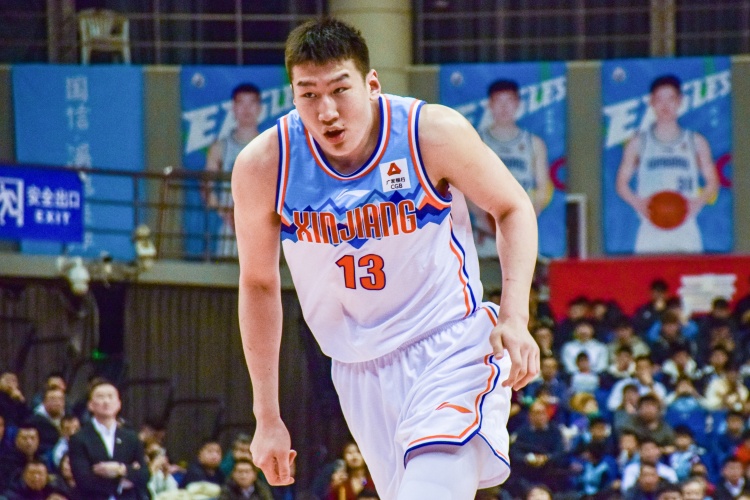 高效輸出！李炎哲半場7中5拿到12分2板1助1斷2帽