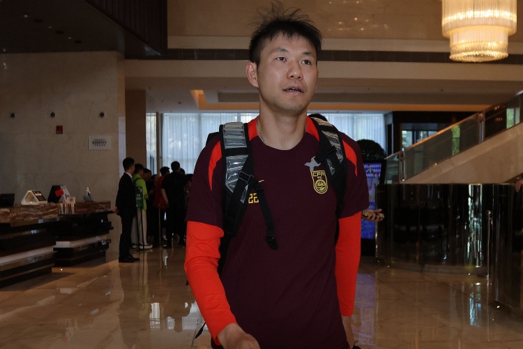 媒體人：如果李源一沒傷沒病，他落選名單在邏輯上講不出合理性
