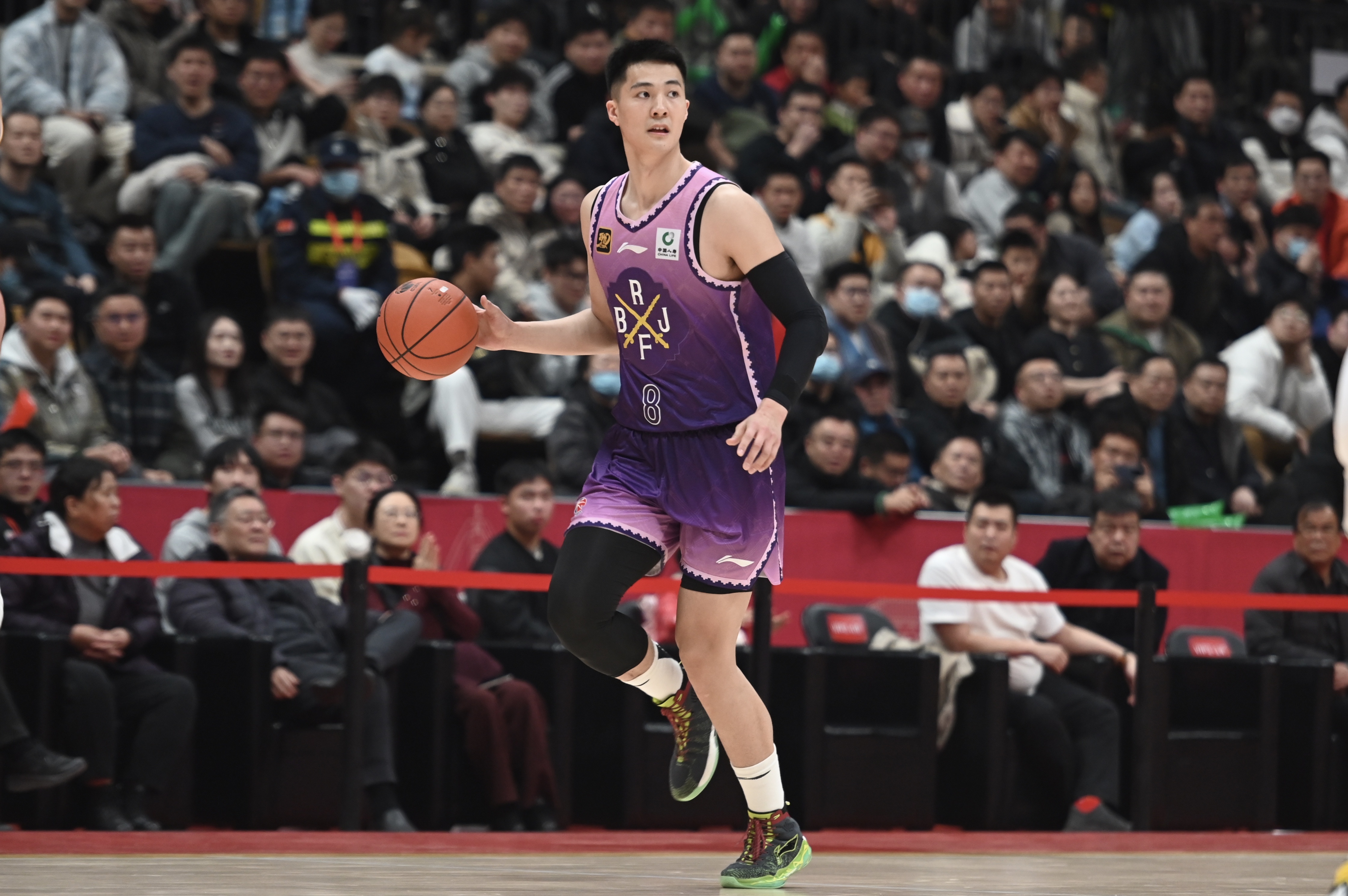 打得不錯！朱松瑋半場6中3&三分2中1拿7分&搶下7個籃板